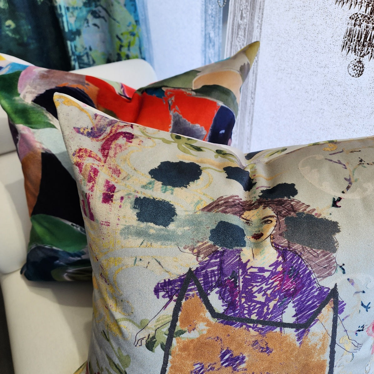 Cushion - Wallpaper Confidential - Midnight Confession