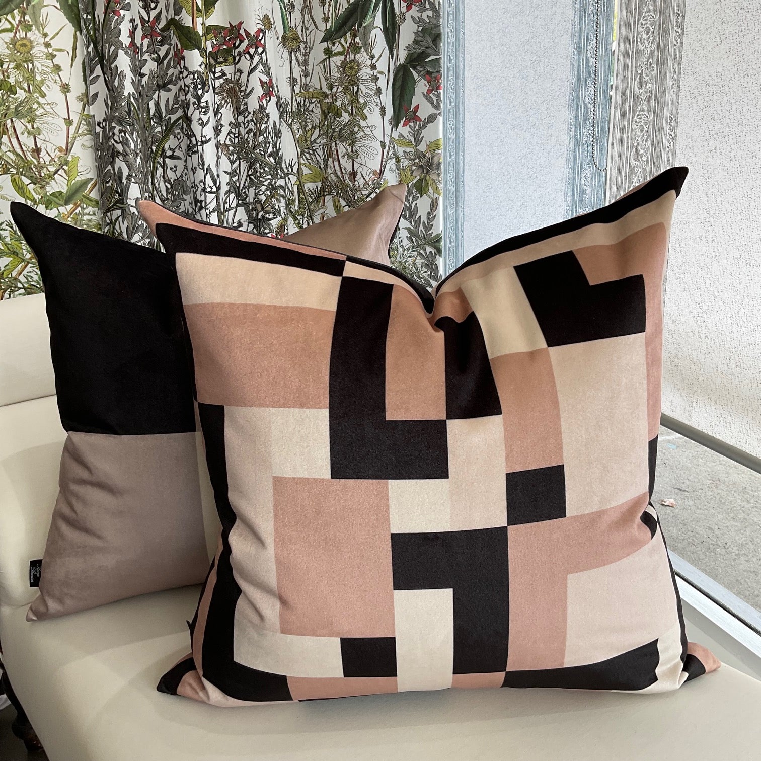 Cushion - Grid Theory - Axis in Blush