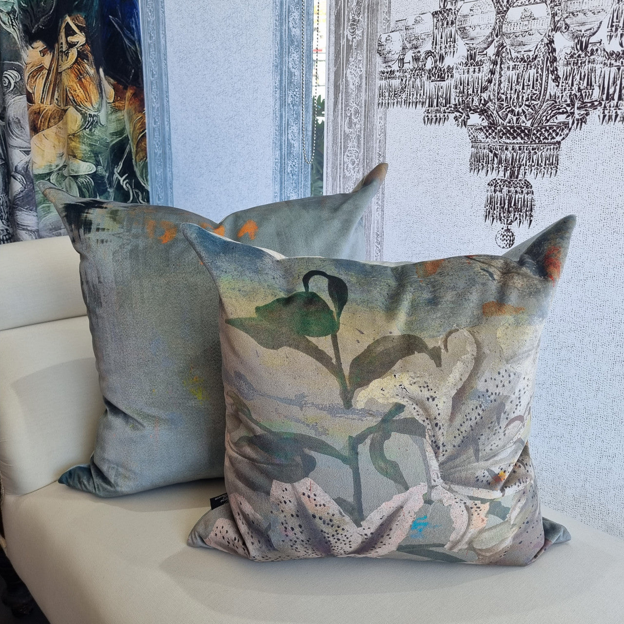Cushion - Floating World - Melting Lilly