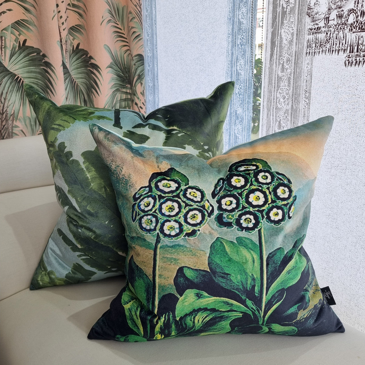 Cushion - Belles Fleurs Auriculas