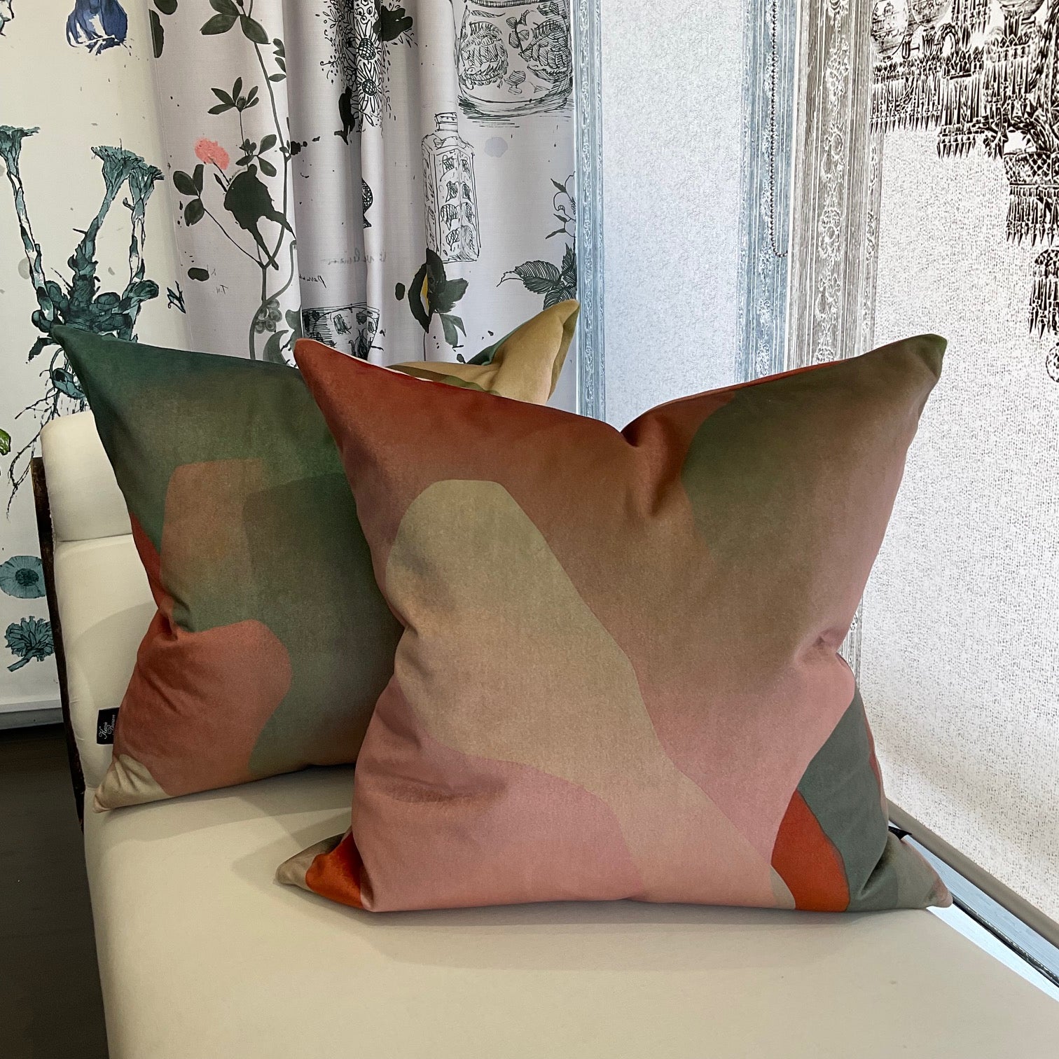 Cushion - Musical Interlude - Pink Notes